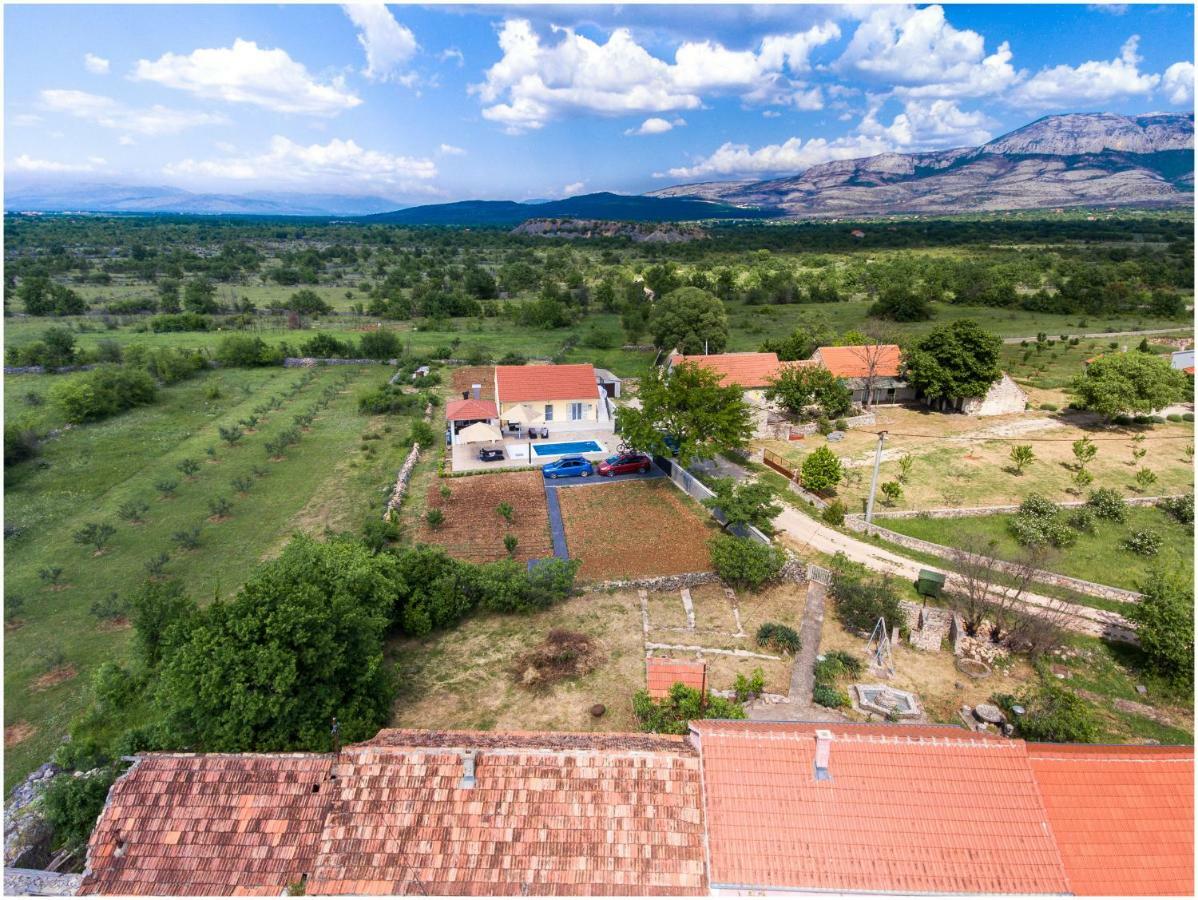 House Mellifera Hotel Razvode Exterior photo